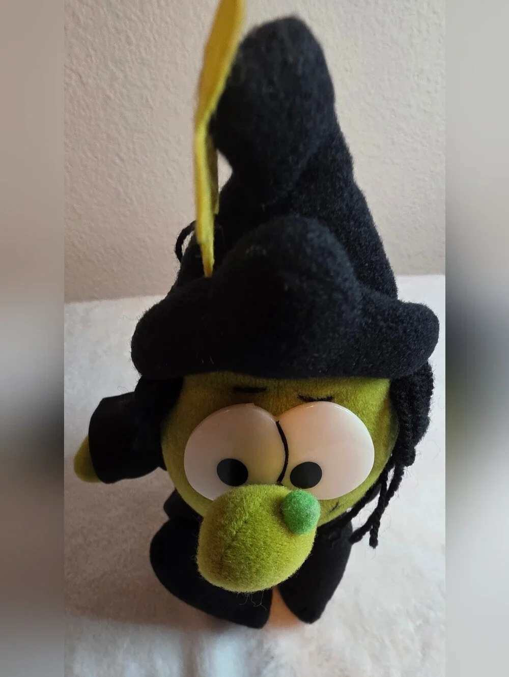 1989 Wallace Berrie Witch Plush Doll Green Halloween 12